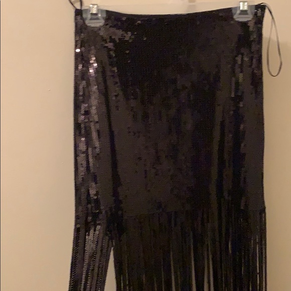 Bershka Black Sequin midi skirt - Picture 4 of 4